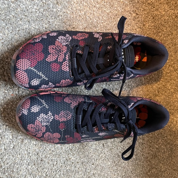 navy cherry blossom trainer